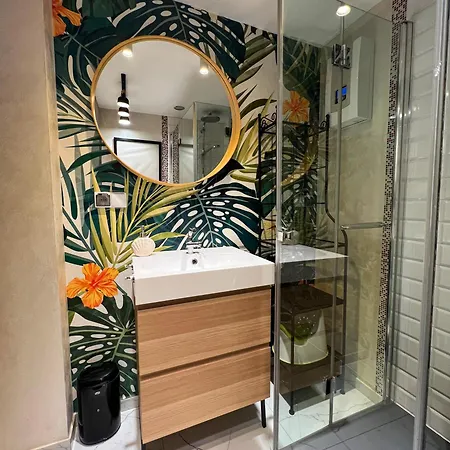 Las, Woda I Przygoda - Dom Z Sauna I Basenem