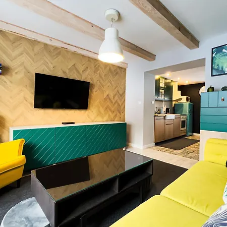 Holiday home Las, Woda I Przygoda - Dom Z Sauna I Basenem