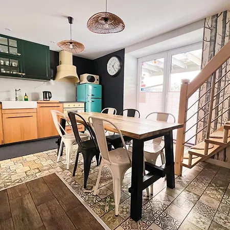 Tatil Evi Las, Woda I Przygoda - Dom Z Sauna I Basenem *